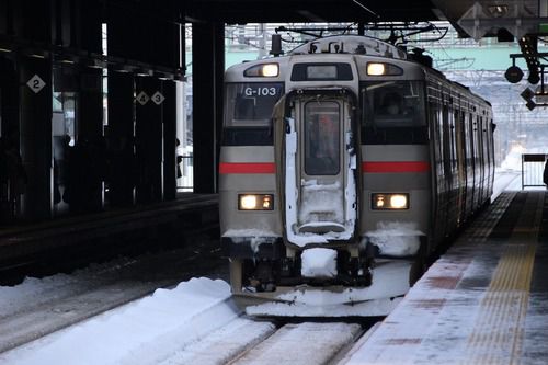 到着! 731系電車G-103編成さん。