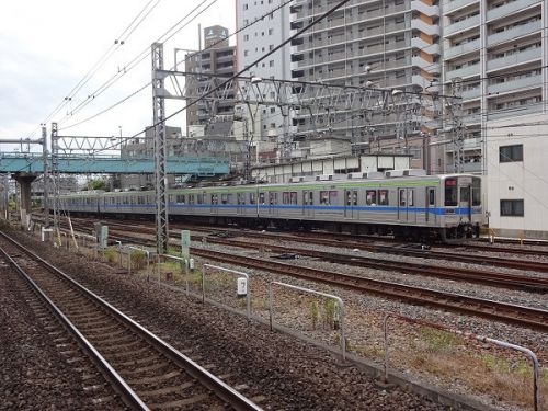 小菅の複々線を走る様々な列車達 東武の車両編 13 10030系 6R車