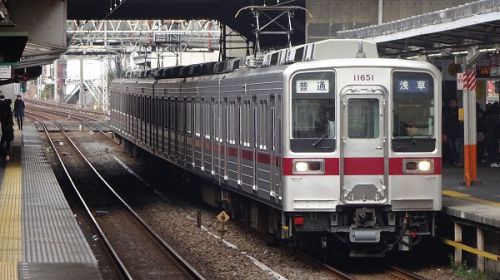 小菅の複々線を走る様々な列車達 東武の車両編 13 10030系 6R車 50番台