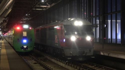 夕方の旭川駅で撮影