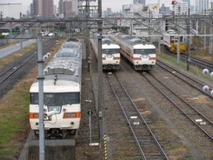 JR東海未乗区間美濃赤坂線に乗る|大垣車両区で117系とキハ11形を見る