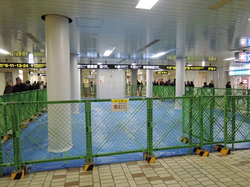 地下鉄さっぽろ駅も改修工事