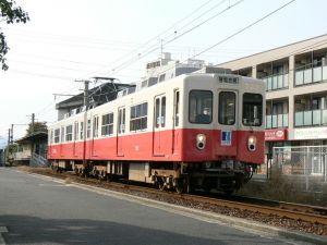 古高松駅を発った琴電志度行き