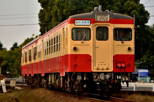 水島臨海鉄道の国鉄型カラーのキハ37・38が行く(球場前~倉敷)