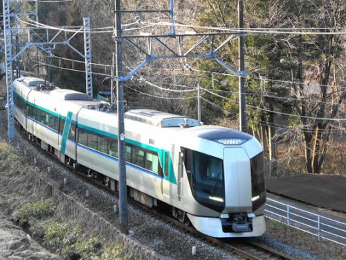 東武鉄道の特急列車も