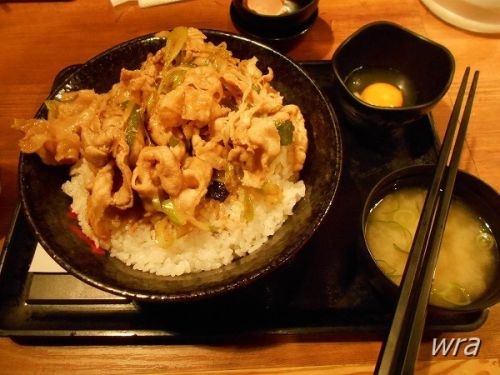 夜バス旅の前に大阪で腹ごしらえ!大阪駅では寒波の猛威を実感しつつ・・・
