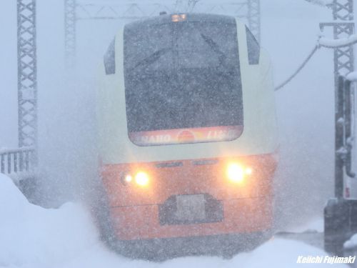 特急 ほくほく十日町雪まつり号 U102編成越後湯沢へ回送