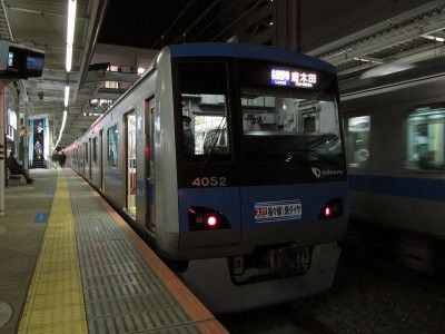 小田急4000形 小田急多摩線各駅停車唐木田行き