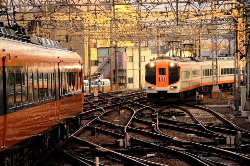芸術?日本一の西大寺駅!
