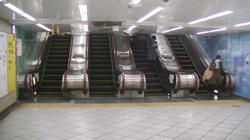 【地下鉄駅最長エスカレーター】新御茶ノ水駅