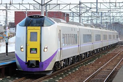 特急「スーパー北斗8号」新設に伴うキハ261系1000番台の送り込み回送