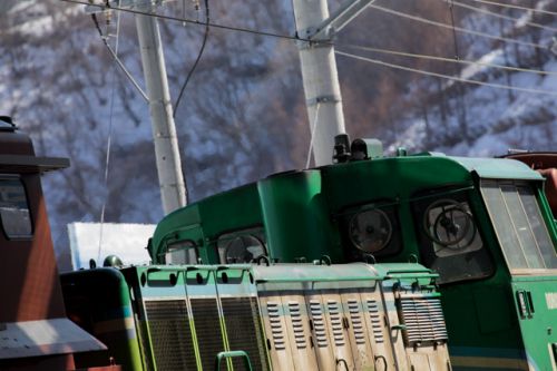 手稲駅から小樽へ向かい札幌駅へ-小樽築港でノロッコ号のラッセル車を