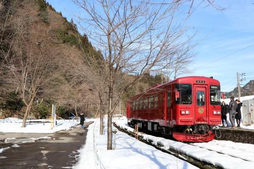 復路は、観光列車「ながら」に乗車