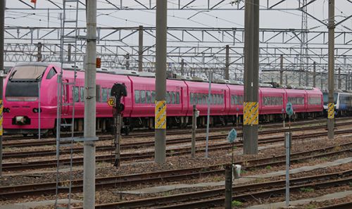 3色揃った今週の秋田車両センター(特急いなほ他)