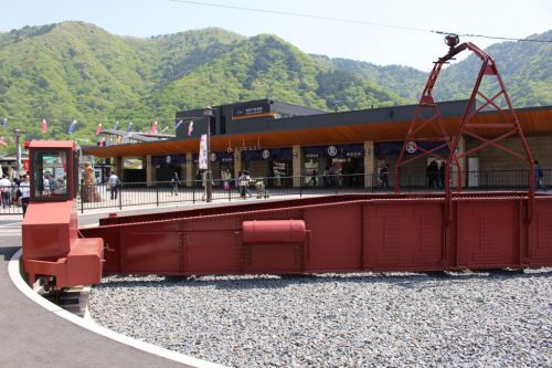 「SL大樹」乗車レポート! 乗車時間は短めも前後のイベントが充実! 下今市駅の転車台・機回しは見ものです!