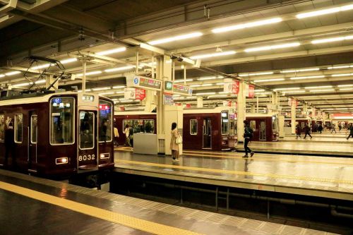 巨大「阪急梅田」