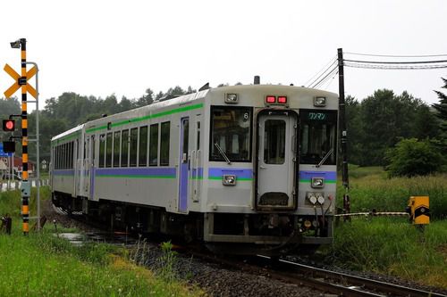 北美瑛駅付近にて・キハ150形気動車