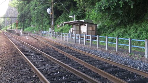 大井川本線 「田野口3号踏切」~トーマスと汽車マークの標識~/トーマスの汽笛 秘境駅と呼ばれる「神尾」に響く