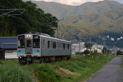 7月23日撮影 辰野線 ”宴”による「納涼列車諏訪地区号」