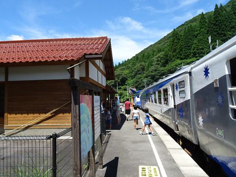 〔2016/8/8-10 三江線・木次線の旅 その17〕木次線トロッコ列車奥出雲おろち号の旅(出雲坂根~備後落合編)