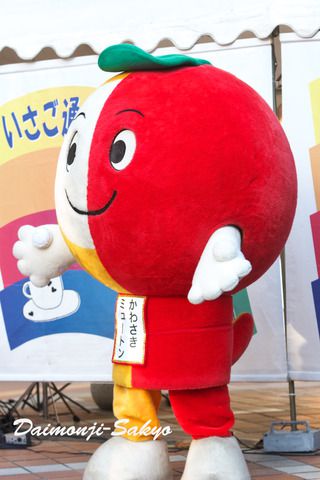 松〇珠〇奈は川崎駅東口から修行し直せ!