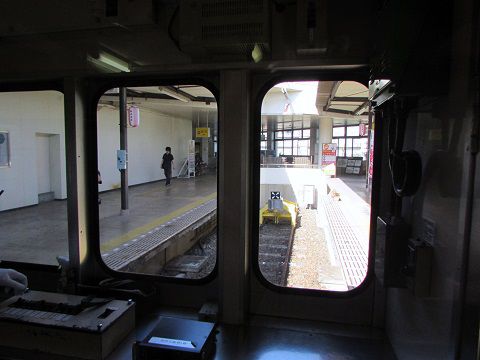 行き止まりの終点、飯坂温泉駅。 【2016年08月 福島県福島市】