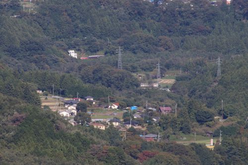 渡良瀬の山里に赤い機関車の汽笛が響く - わたらせ渓谷鉄道・2018年秋 -
