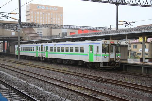 東室蘭駅にて、キハ150形気動車