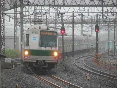 東京メトロ6000系 JR東日本常磐線明治神宮前行き行き