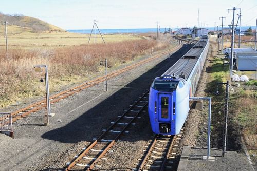 いいね、こういうの(厚内駅で交換風景