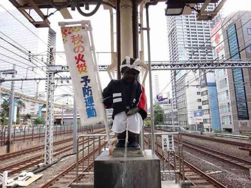 2018年11月_浜松町駅_小便小僧撮ってきた。