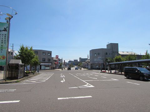 陽だまりの中の、須賀川駅前。 【2016年08月 福島県須賀川市】