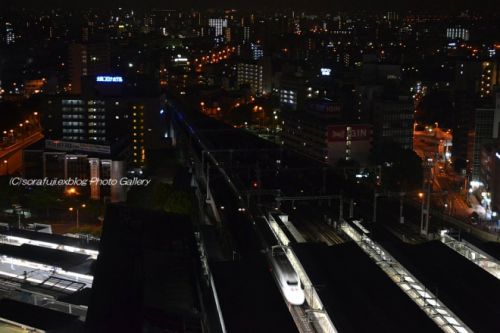 新幹線 夜の街を行く10