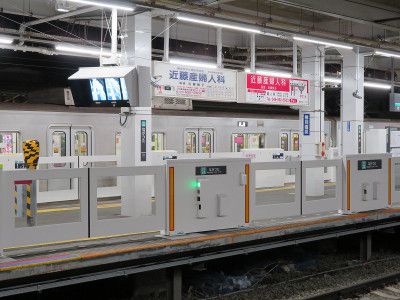 東急長津田駅 ホームドア