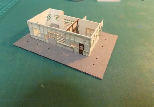 あまぎモデリングイデアの1/150モデル 地方駅舎/新村駅タイプを作る その2