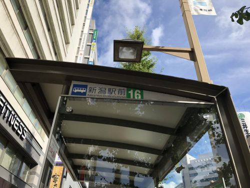 新潟交通 山形高速バス 新潟駅前発 山形駅前行 乗車記 2018年8月 座席 コンセント 車窓等