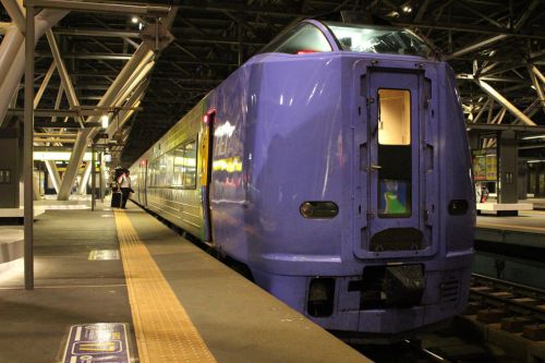 JR北海道が多目的特急車両を新製! 札幌・新函館北斗から観光地への直通運転、観光列車の運転に期待!