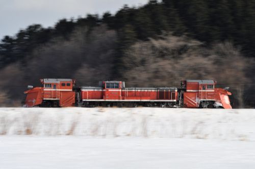 宗谷ラッセル雪372レ(2018/2/23-24下沼駅・下沼跨線橋先)