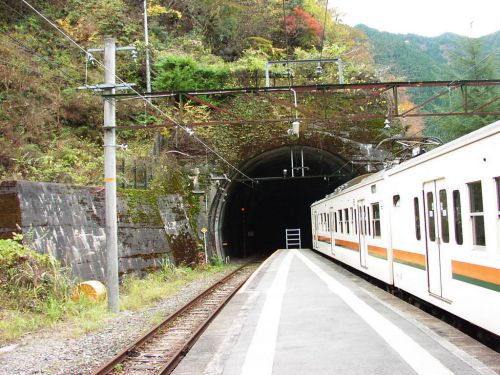 【飯田線秘境駅巡り】 青春18きっぷで飯田線の秘境駅を訪問しよう! 普通列車のみで6つの秘境駅を訪問する行程表!