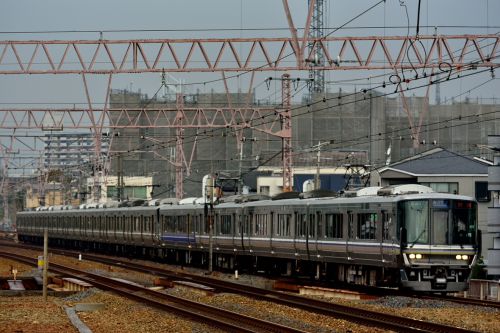 東海道本線のAシート新快速とおおさか東線の始発駅(新大阪駅)に停車する「おおさか東線開業記念」ヘッドマーク付き201系他(東海道本線塚本駅・新大阪駅)