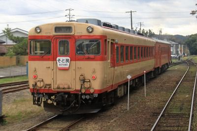 いすみ鉄道・キハ28~「急行レストラン・キハ」、やるなら「キサシ」「キクシ」までやるのが鉄ってもんよ!