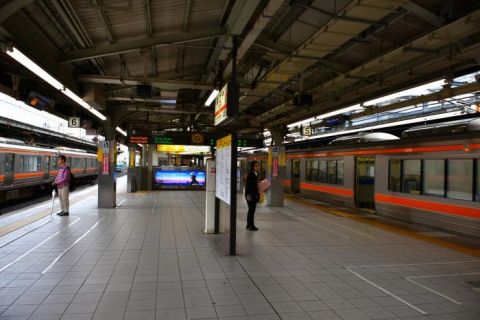 Nikon D500デビューへの道-3 彦根駅から近江鉄道乗車