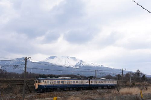 4月14日撮影 しなの鉄道にて スカ色と「君スピ号」
