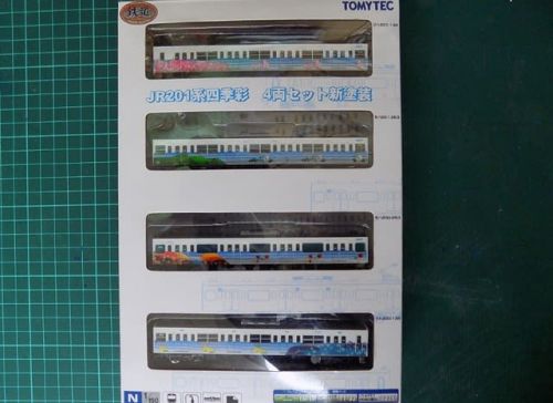 TOMYTECの鉄道コレクション JR201系四季彩 4両セットを見る
