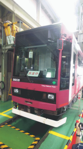 都電の路面電車の日イベント2019 3 定期検査入場中の8906号車