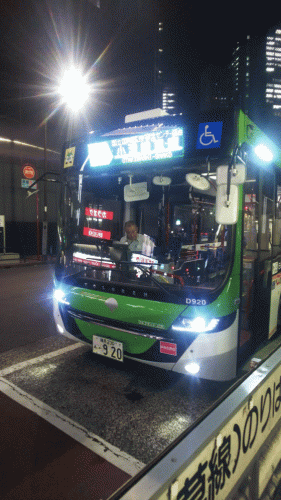 都営バスのスカニアボルグレン(フルフラットバス)で新橋駅から小滝橋車庫へ