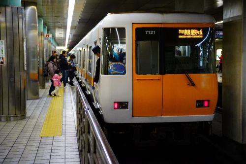 【近鉄】奈良線→中央線に乗り入れる直通列車は蓄電池に?
