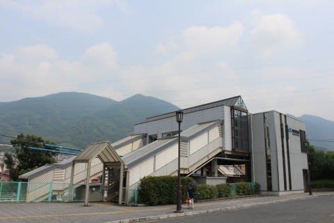 JR西日本 中野東駅