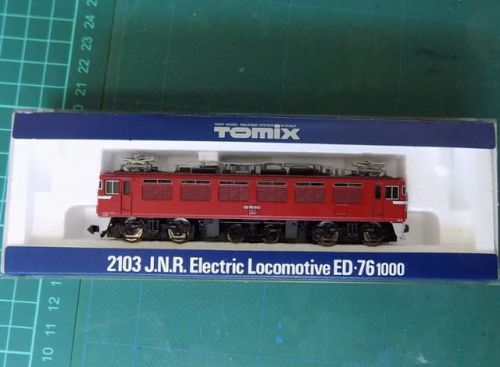 TOMIXの2103 国鉄ED76-1000形電気機関車を見る。