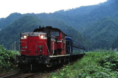 山陰本線キハ47形 景色に同化する普通列車 1995-08-14
